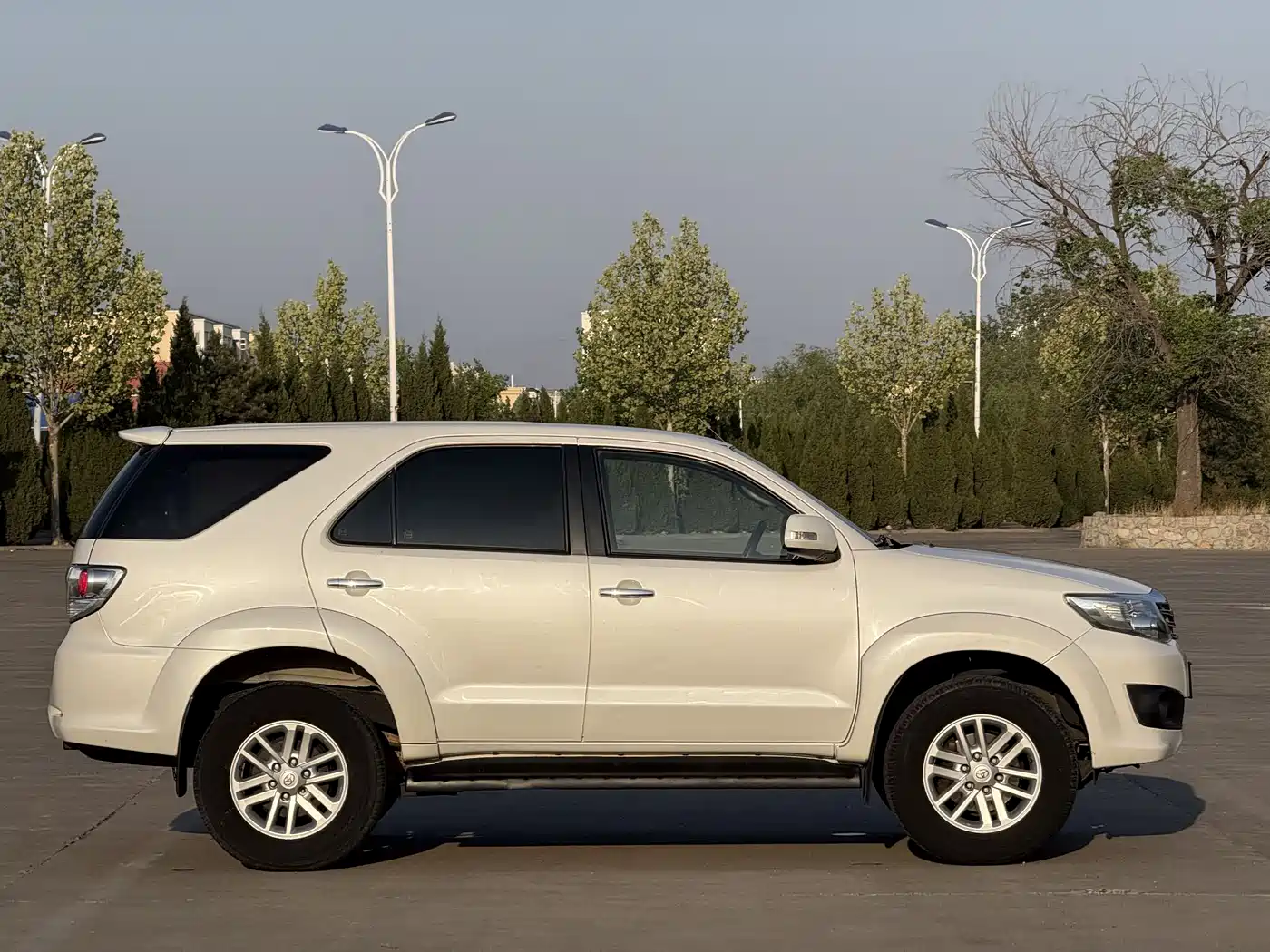 Toyota Fortuner 2016 2.7L Middle East Edition фото 8