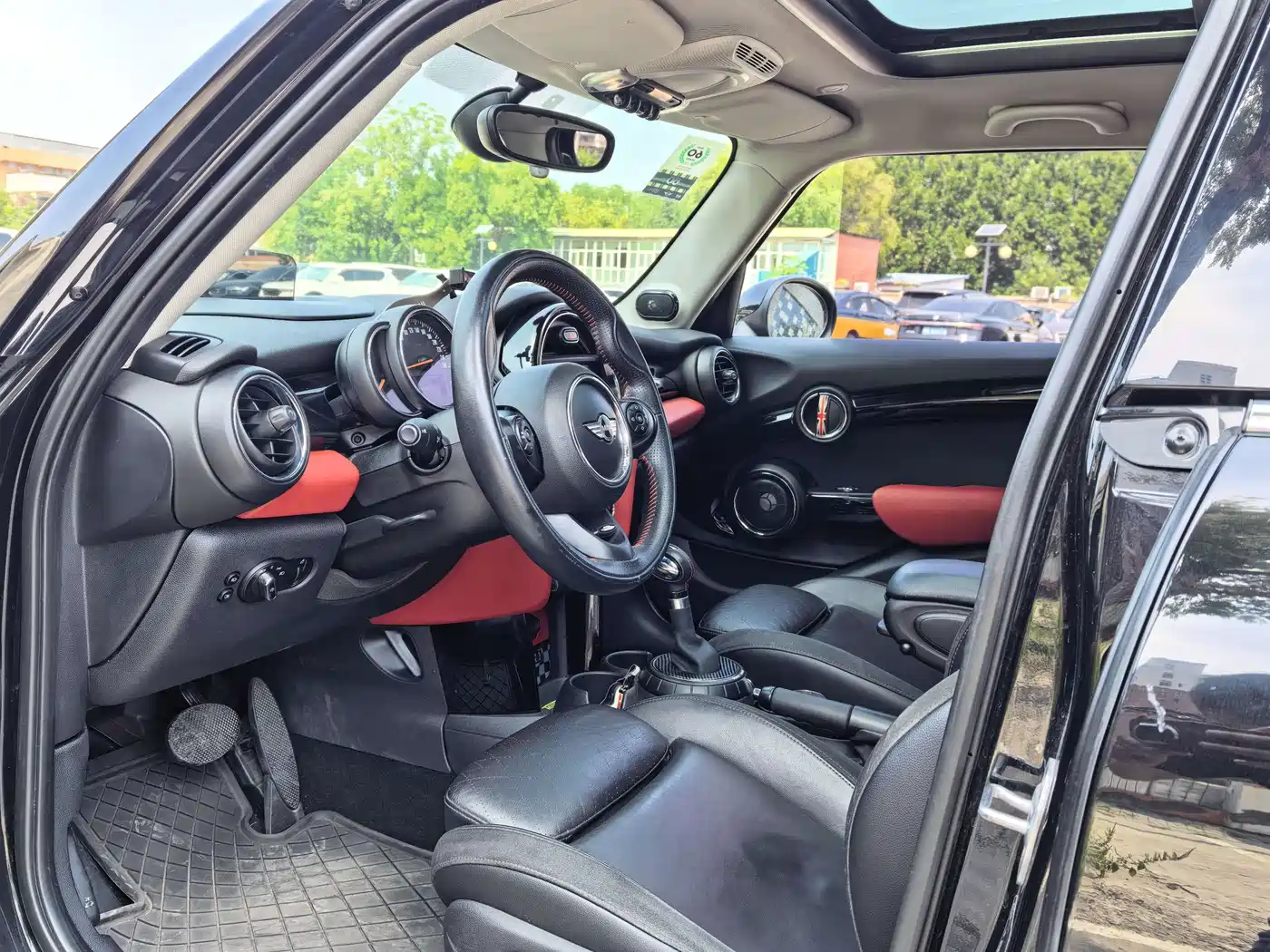 Фото 8 - MINI MINI