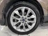 Фото 13 - Ford Edge