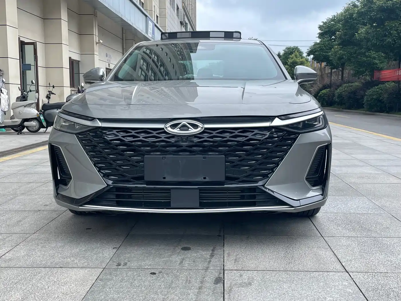 CHERY ARRIZO 8