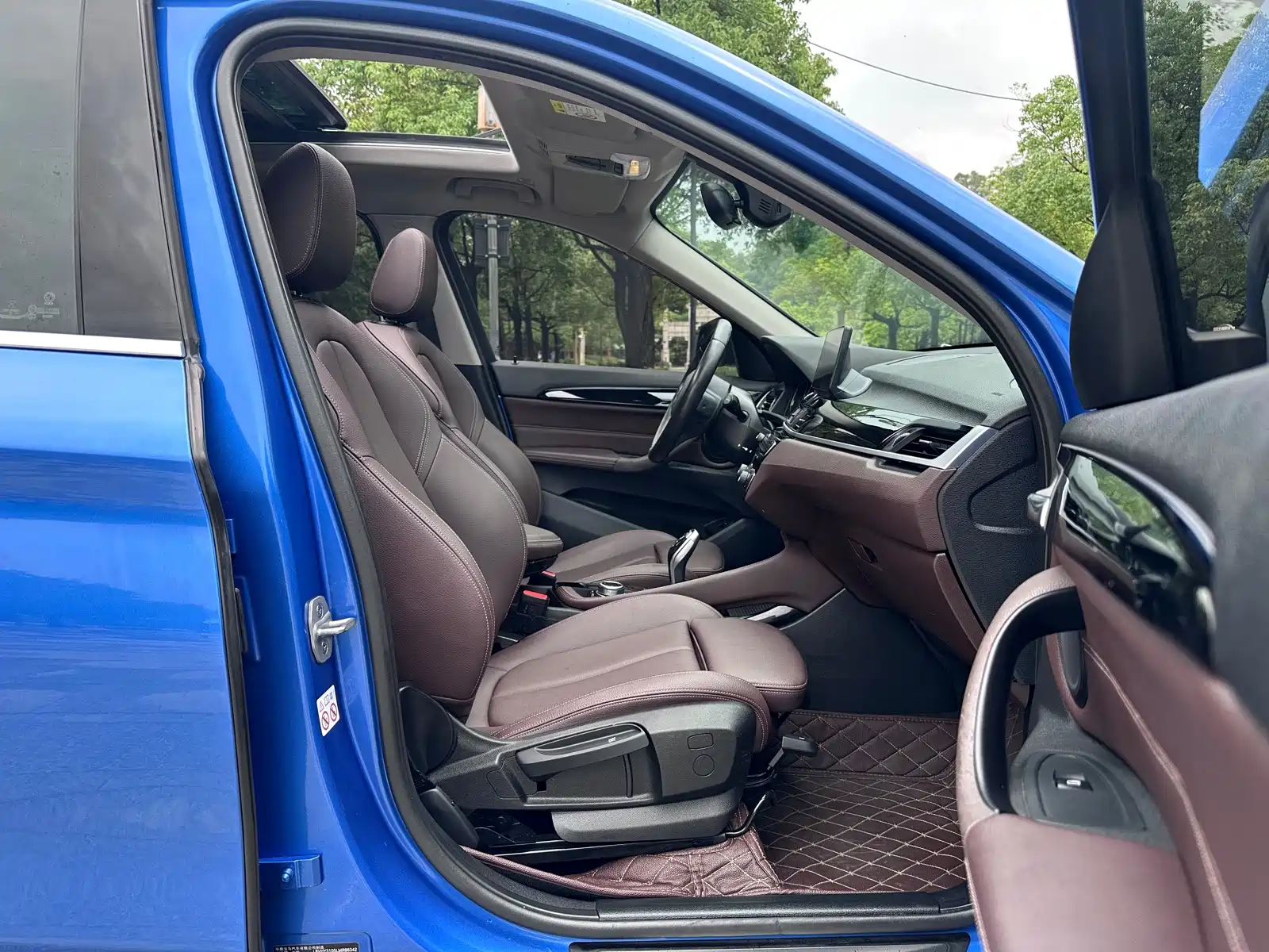 Фото 22 - BMW X1