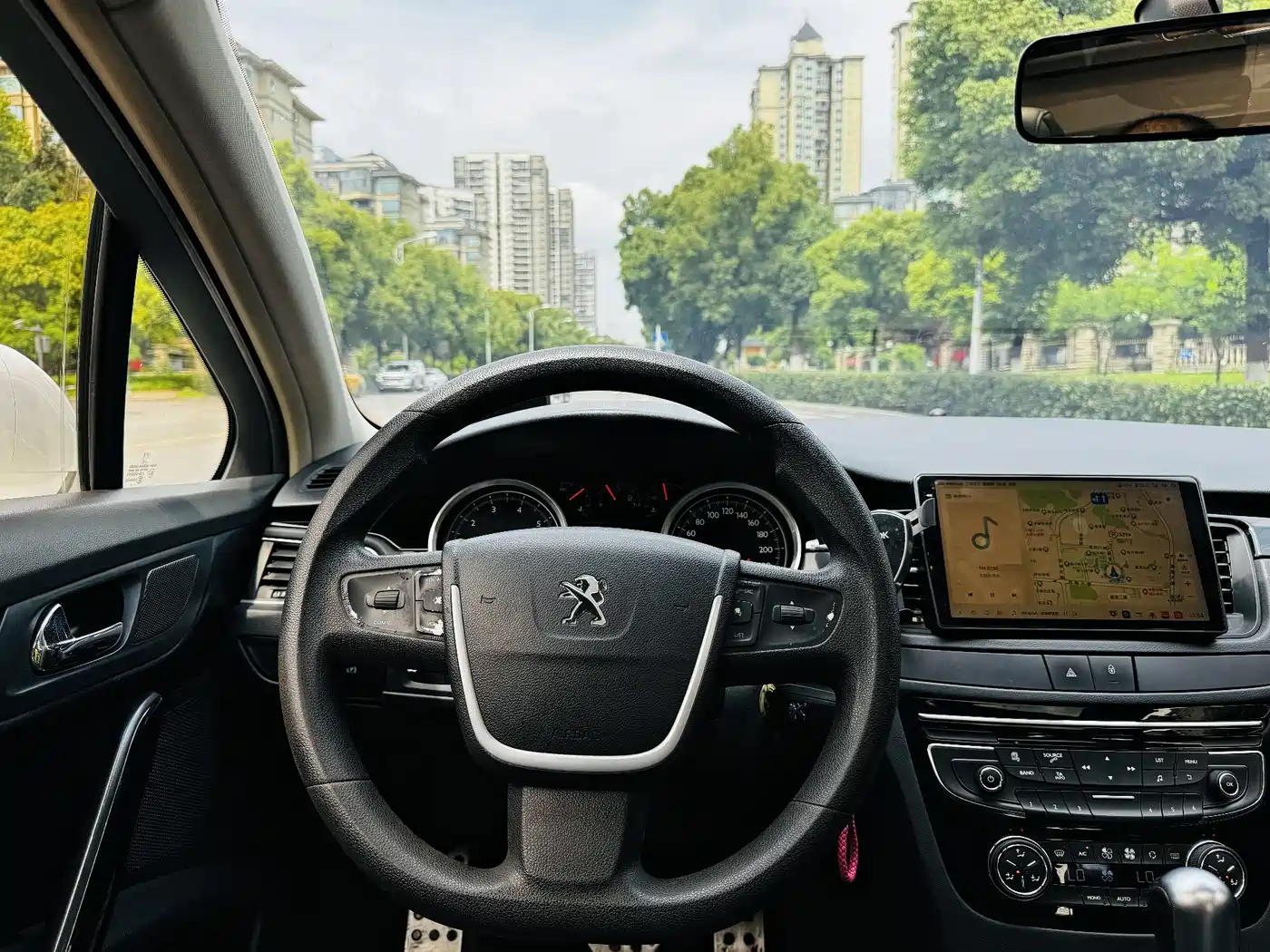 Peugeot 508 2015 1.6THP Auto Comfort Edition фото 6
