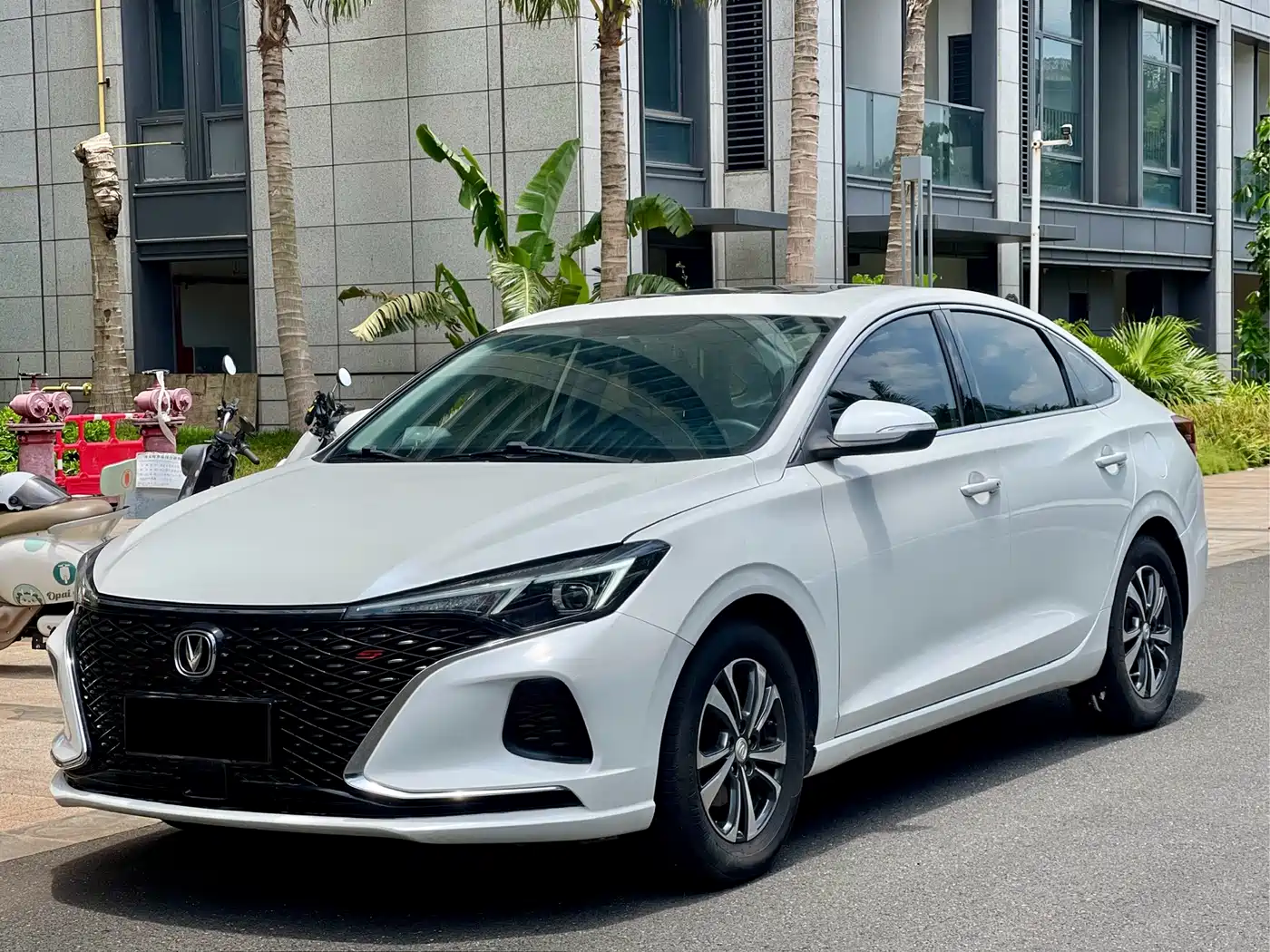 Changan Eado 2020 PLUS Blue Whale NE 1.4T GDI DCT Premium