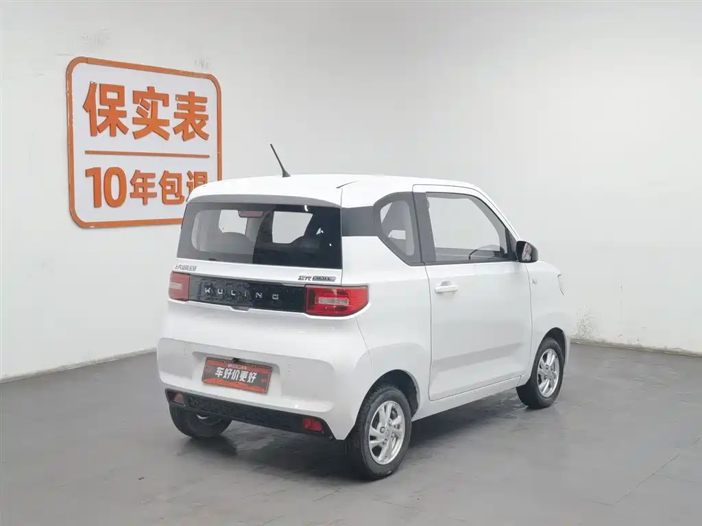 WULING AUTOMOBILE HONGGUANG MINIEV