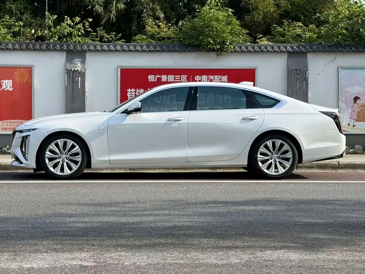 CADILLAC CT6