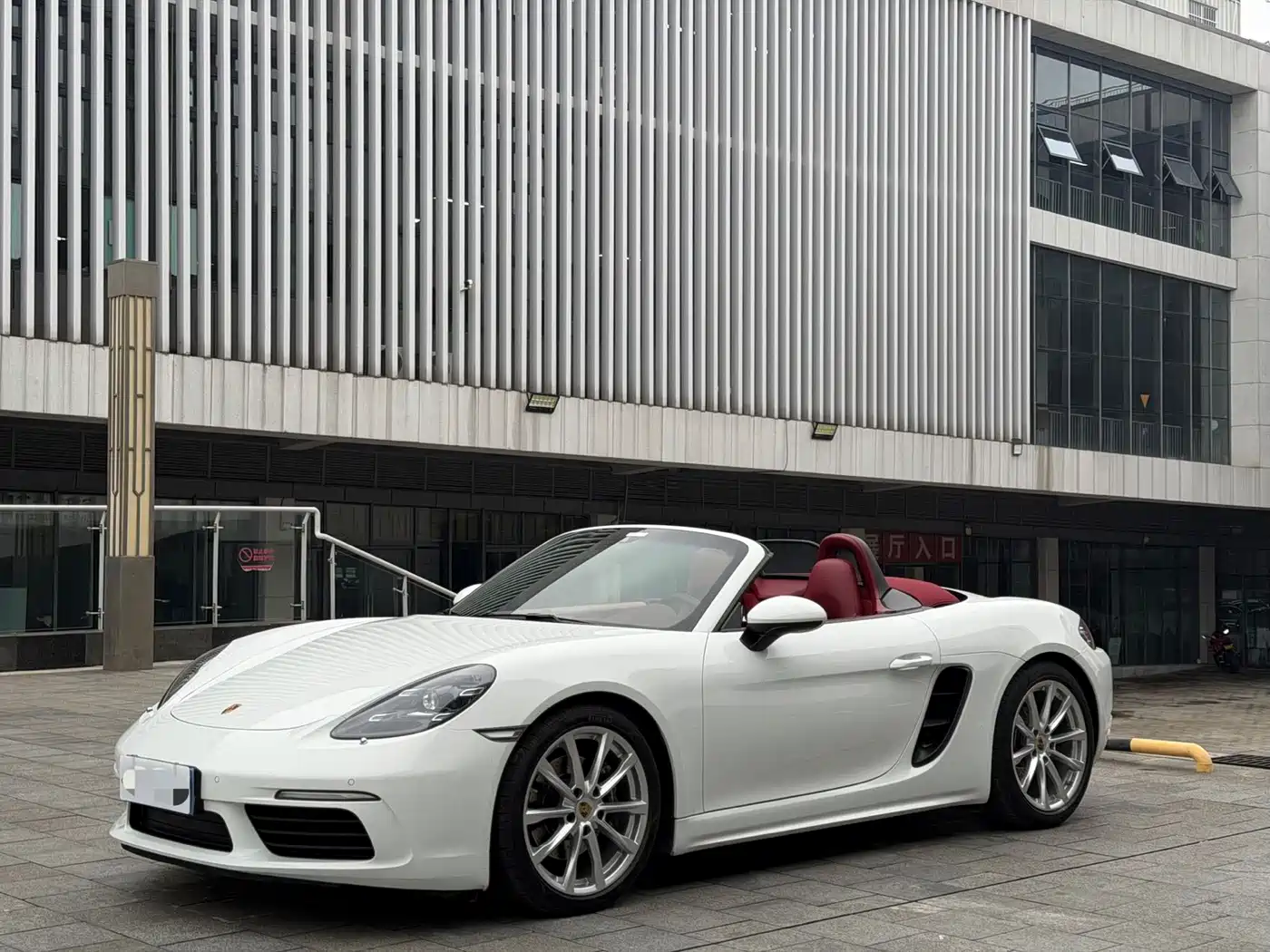 Porsche 718 2022 — пригон из Китая