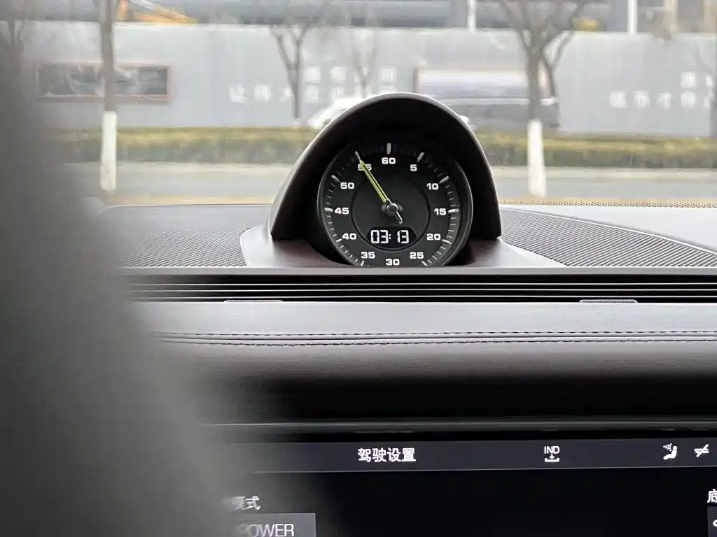 PORSCHE PANAMERA NEW ENERGY