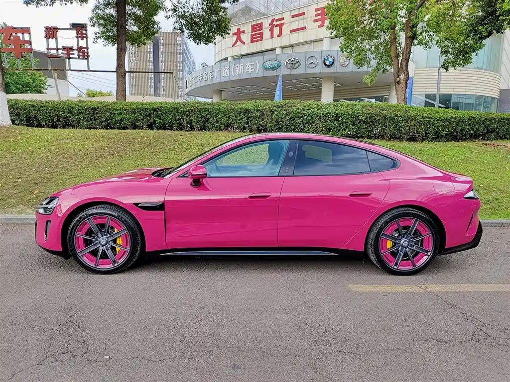 XIAOMI CAR XIAOMI SU7