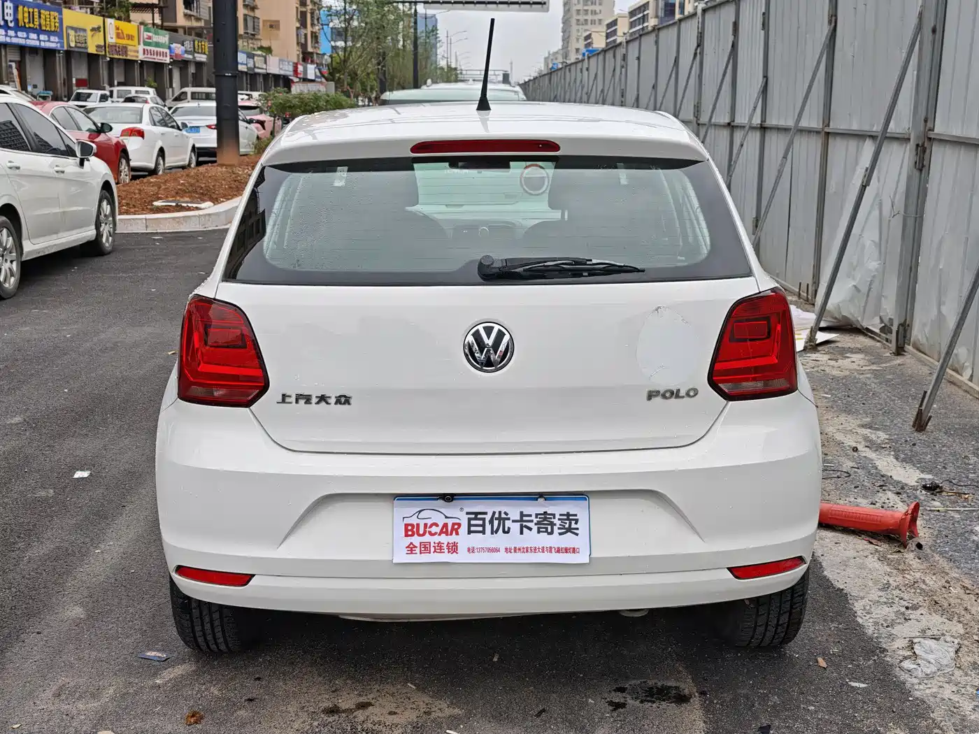 Volkswagen Polo 2016 1.4L Automatic Trend фото 5