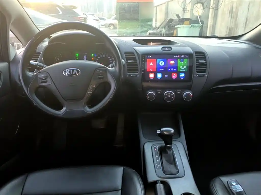 Kia K3 2013 1.6L Automatic GLS фото 10
