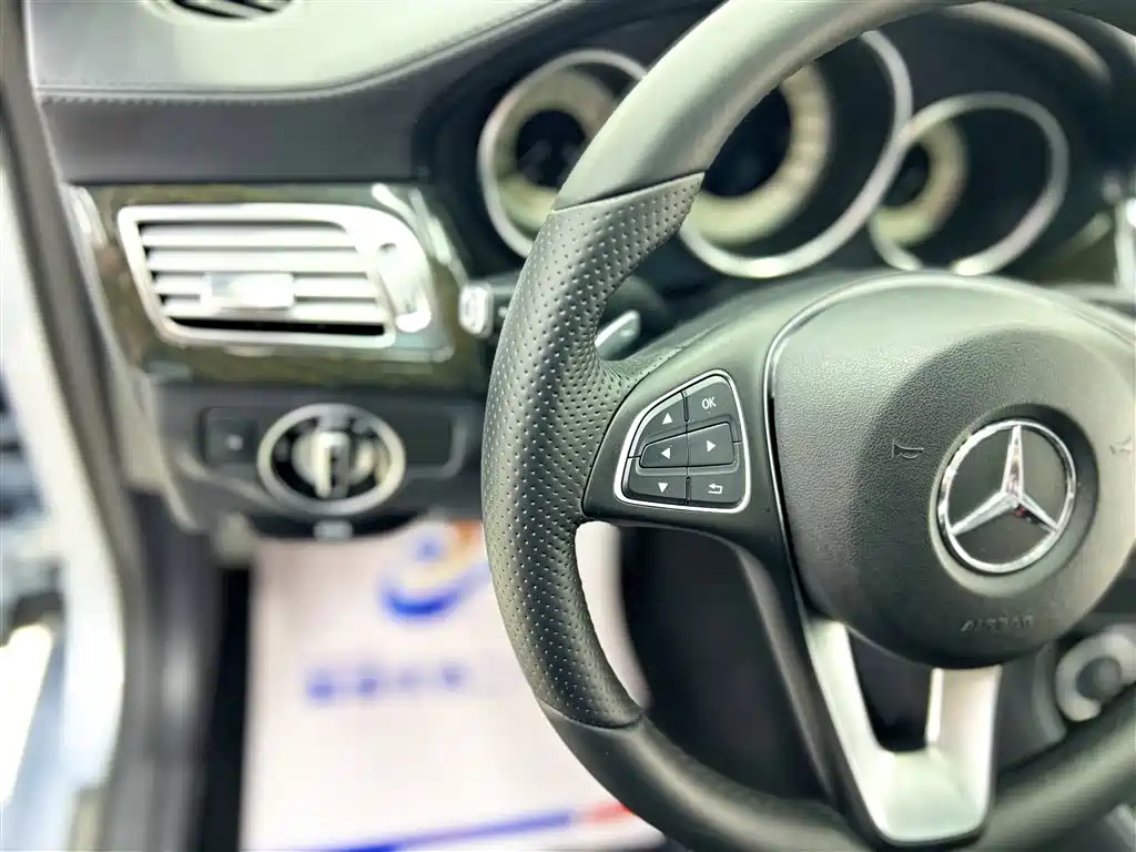 Mercedes-Benz CLS 2015 CLS 320 фото 11