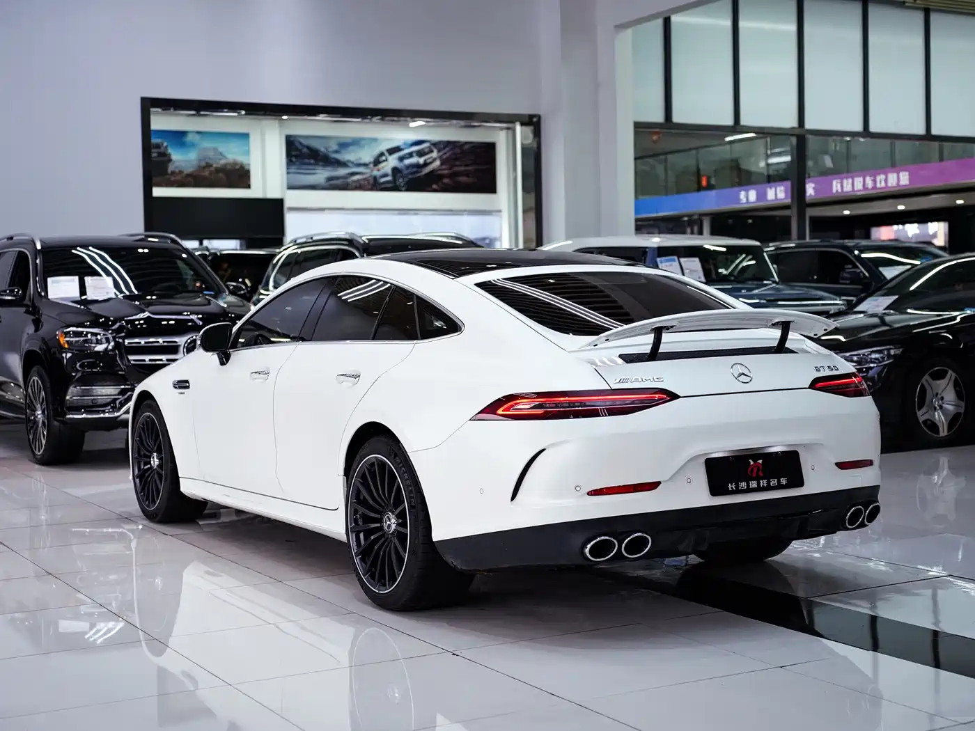 MERCEDES-BENZ AMG GT