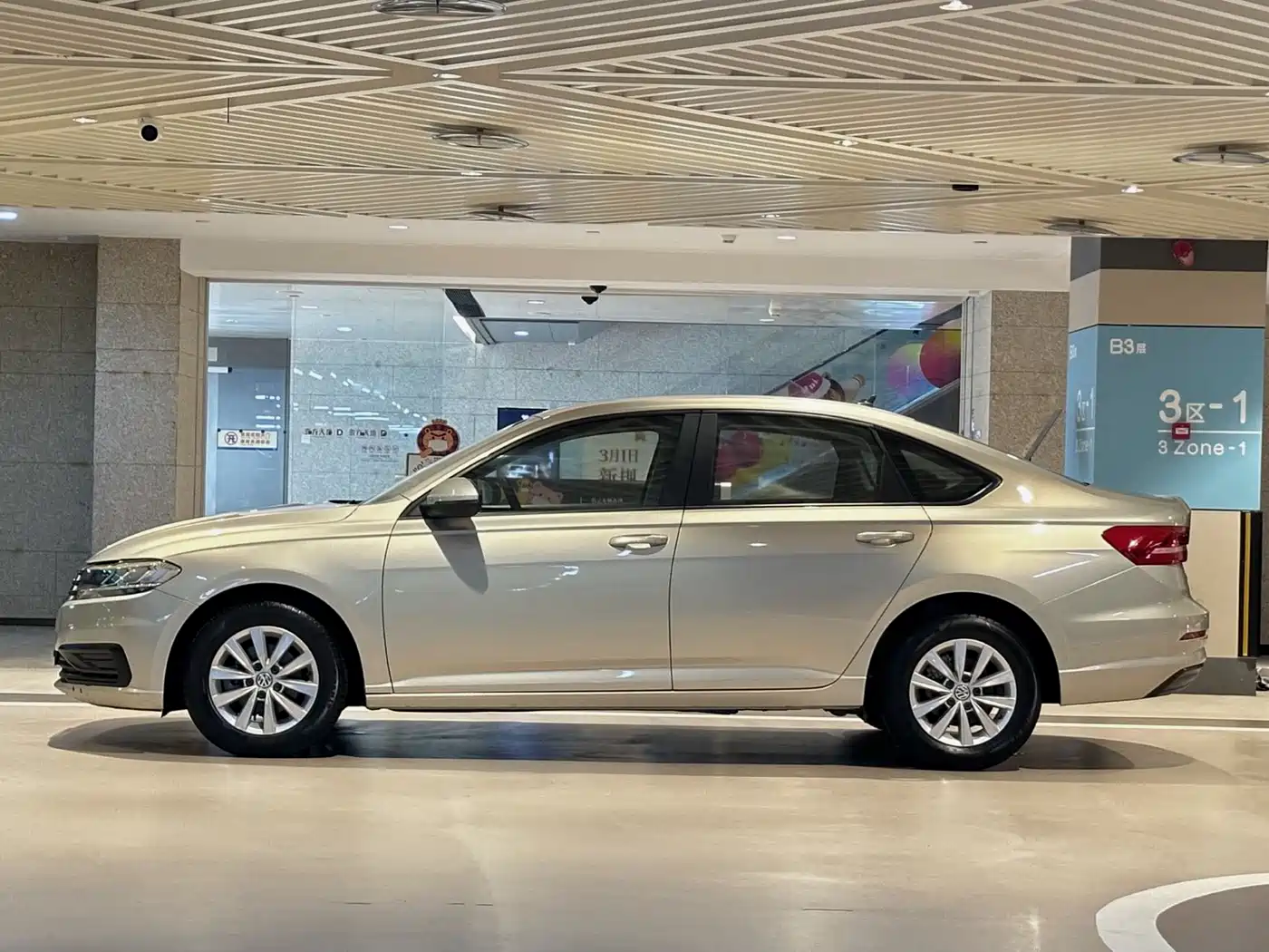 Фото 7 - Volkswagen Lavida