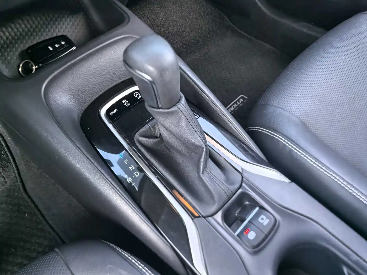 Photo 12 - Toyota Corolla