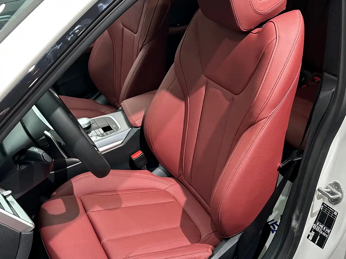 Photo 18 - BMW 4 Series