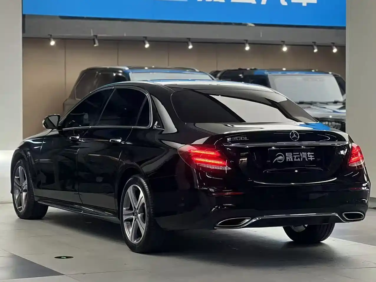Mercedes-Benz E-Class 2020 Model E 260 L Sport фото 7
