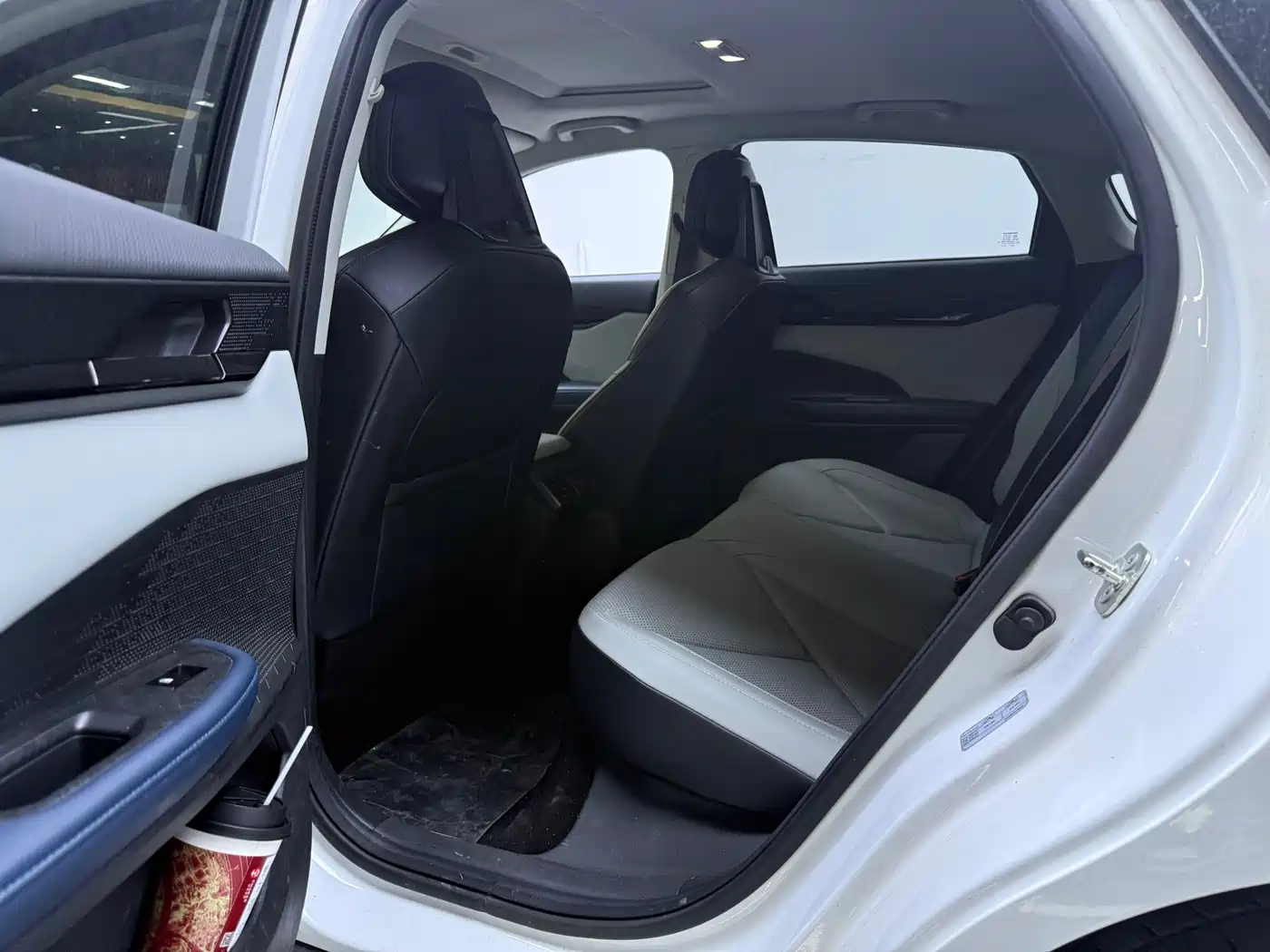 Changan UNI-V iDD 2023 2023 ZhiDian iDD 1.5T 113km Smart Fun Edition