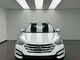 Фото 2 - Hyundai Santa Fe