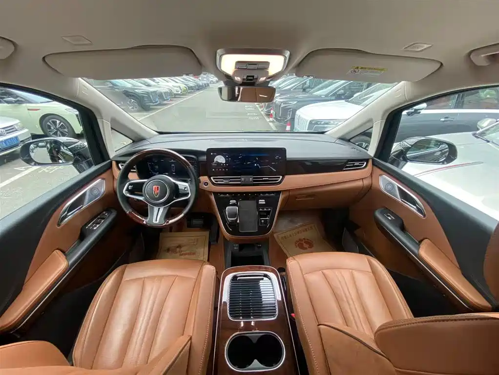 Hongqi HQ9 PHEV 2024 Model 2.0T AWD Luxury Edition фото 16