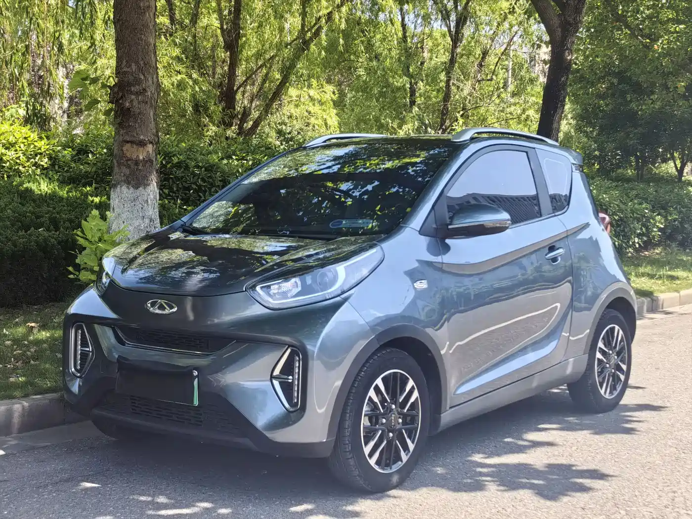 QQ New Energy Little Ant 2022 Facelift Sweet Edition Full Sugar NMC 30.6kWh 30kW 301km