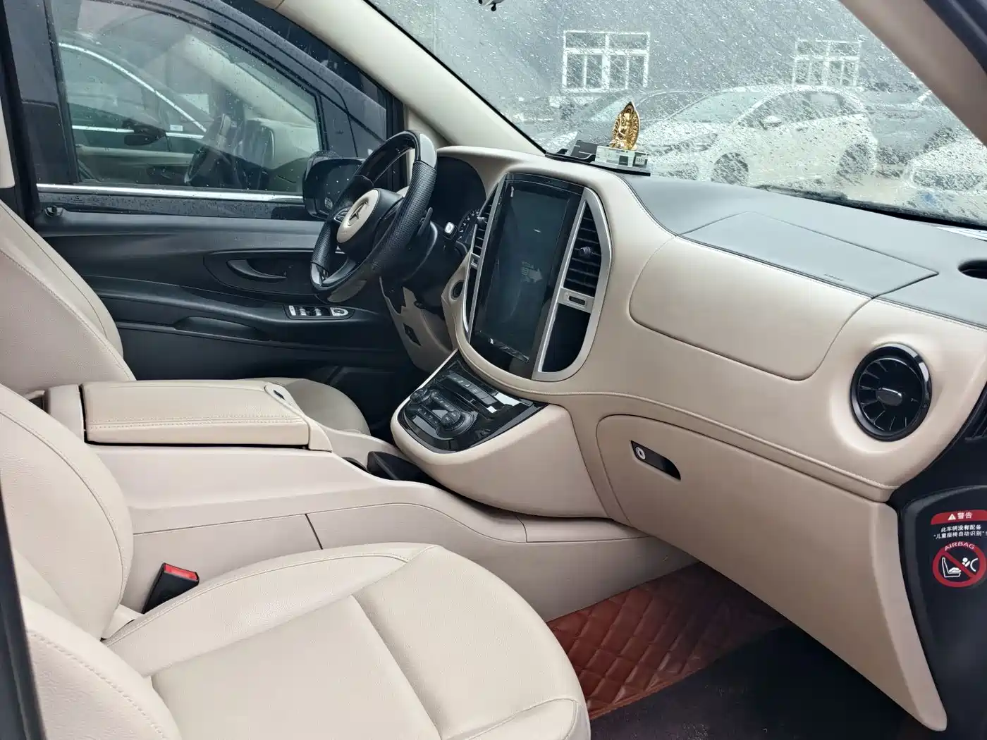 Mercedes-Benz Vito 2021 2.0T Elite 7-Seater фото 7