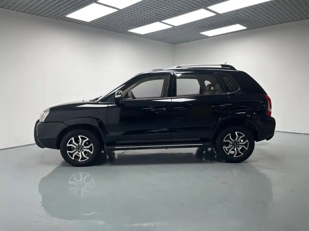 Hyundai Tucson 2015 2013 2.0L Manual 2WD Fashion