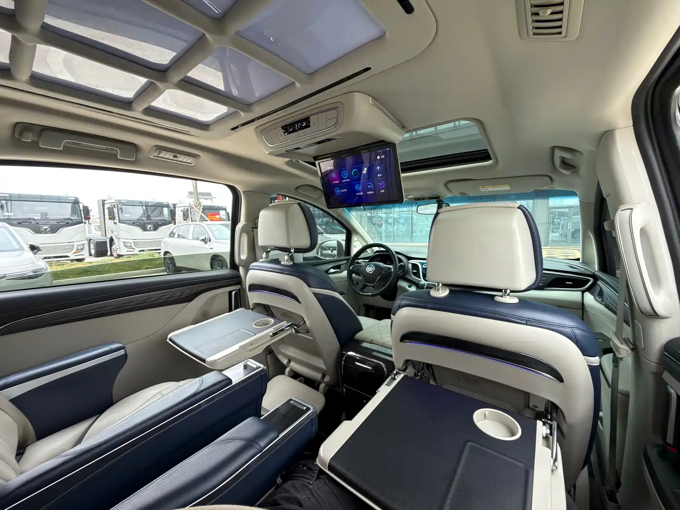 Buick GL8 2018 ES 28T Comfort Type China VI фото 9