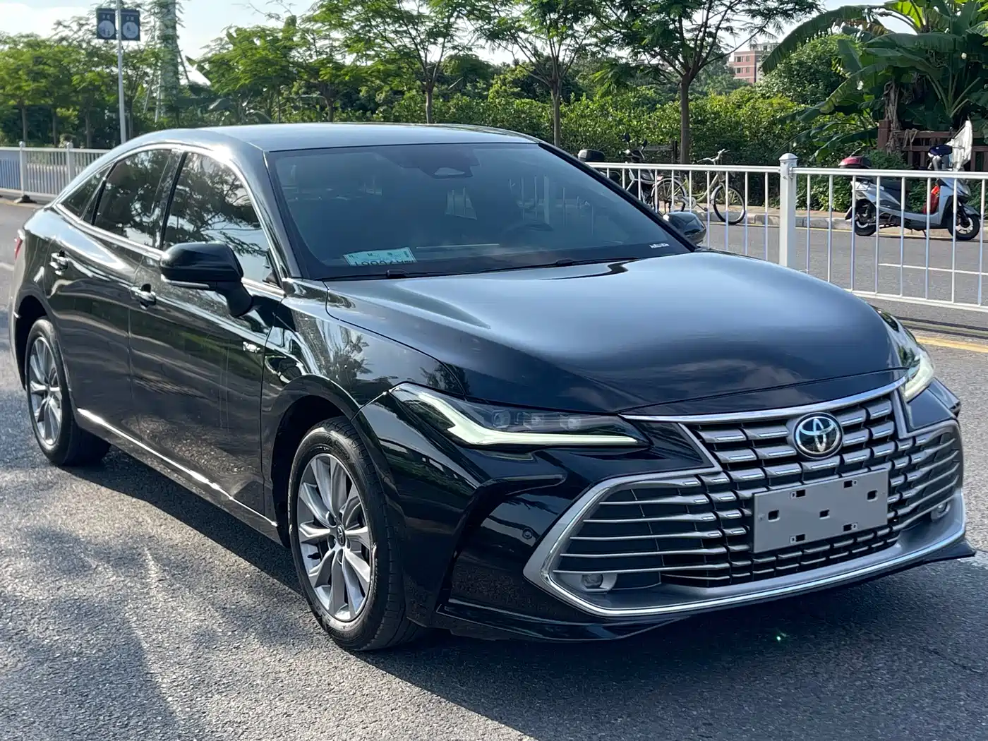 Toyota Avalon 2024 Model Hybrid 2.0L Premium Selection Edition фото 3