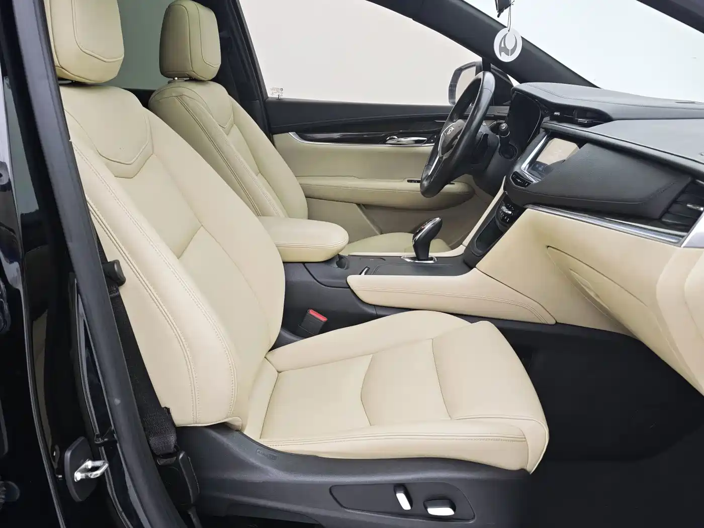 Cadillac XT5 2017 2016 25T Technology Model