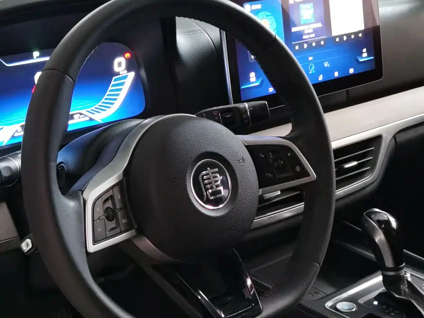BYD TANG