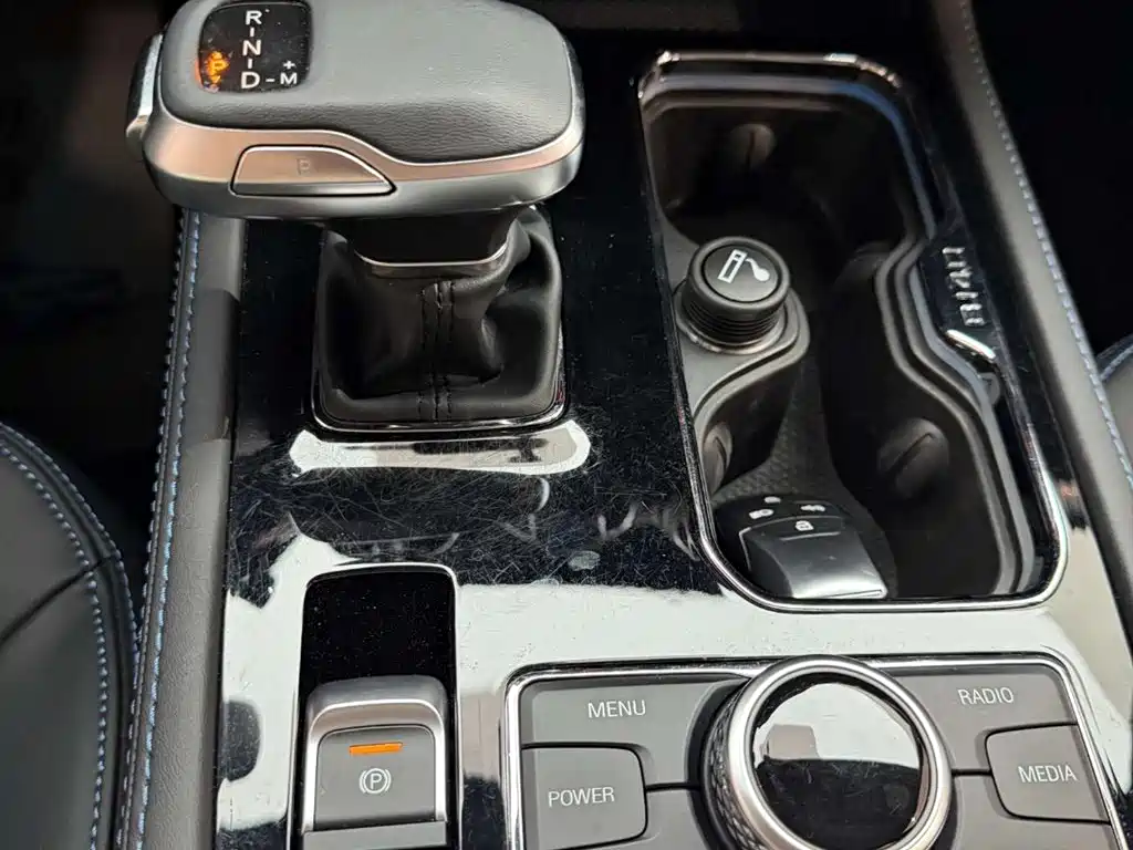 BAIC ORV Beijing Offroad BJ40 2024 2.0T Urban Hunter Glory Edition фото 23