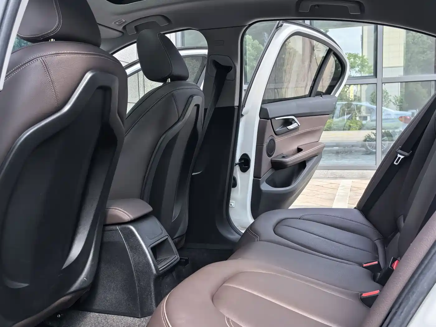BMW 1 Series 2019 118i M Sport Package фото 11