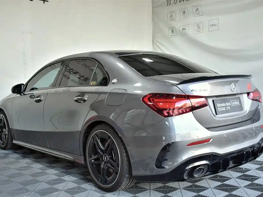 Mercedes-Benz A-Class AMG 2024 AMG A 35 L 4MATIC фото 15