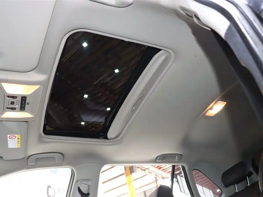 Toyota RAV4, миниатюра 17