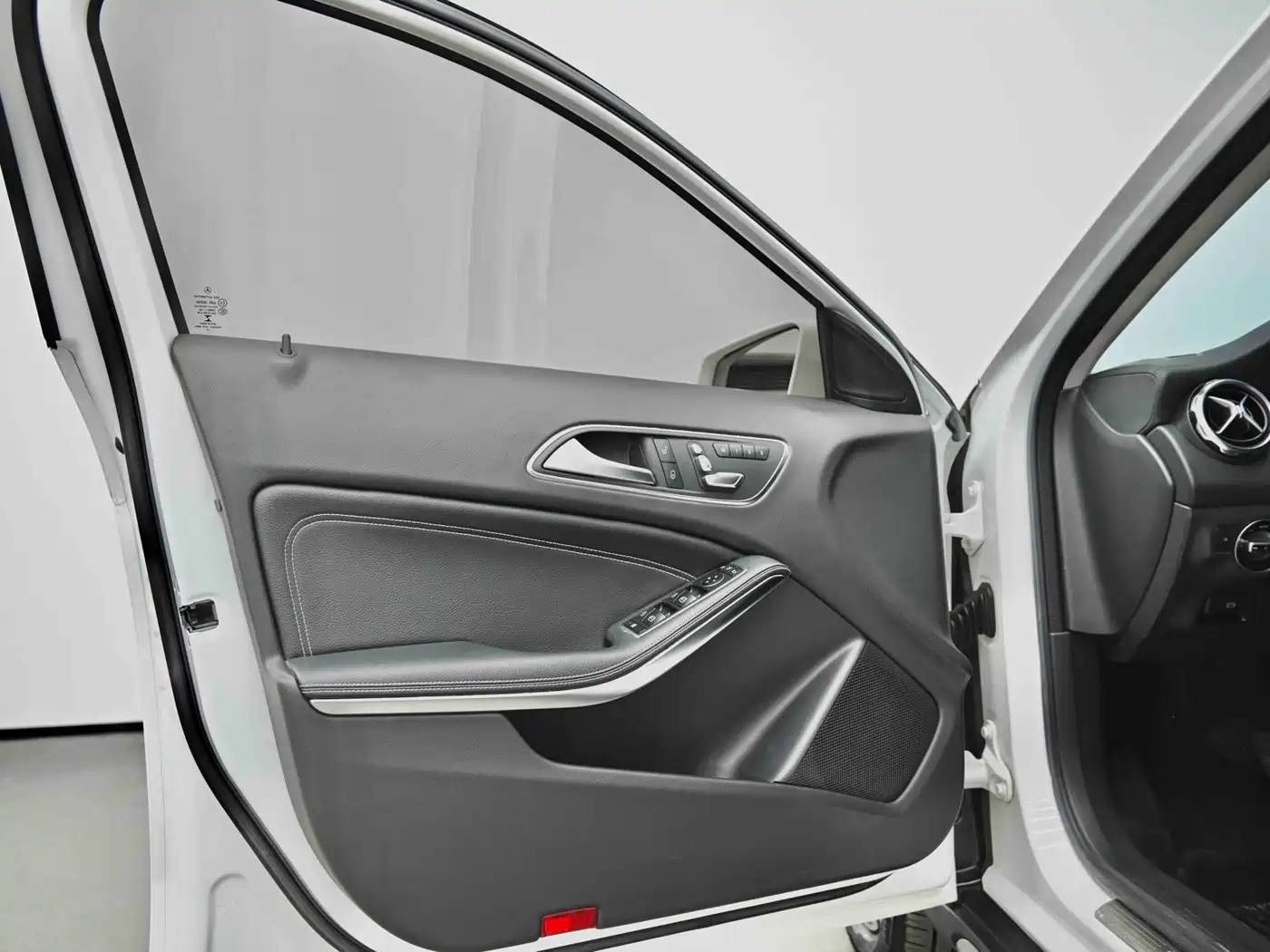Mercedes-Benz GLA 2018 GLA 200 Fashion фото 21