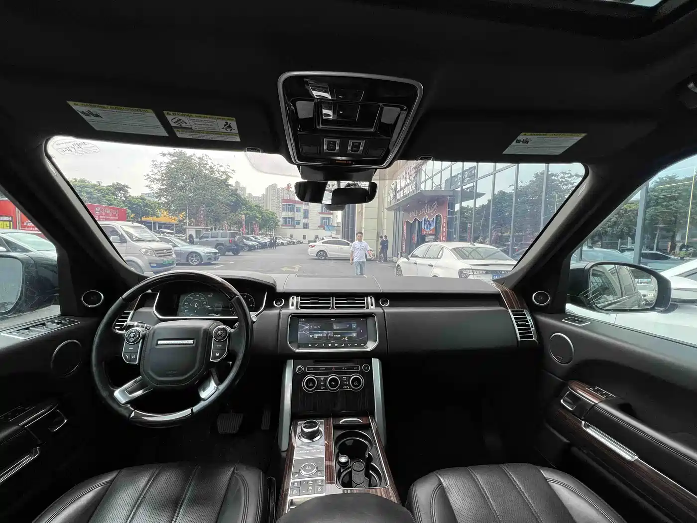 Land Rover Range Rover фото 3