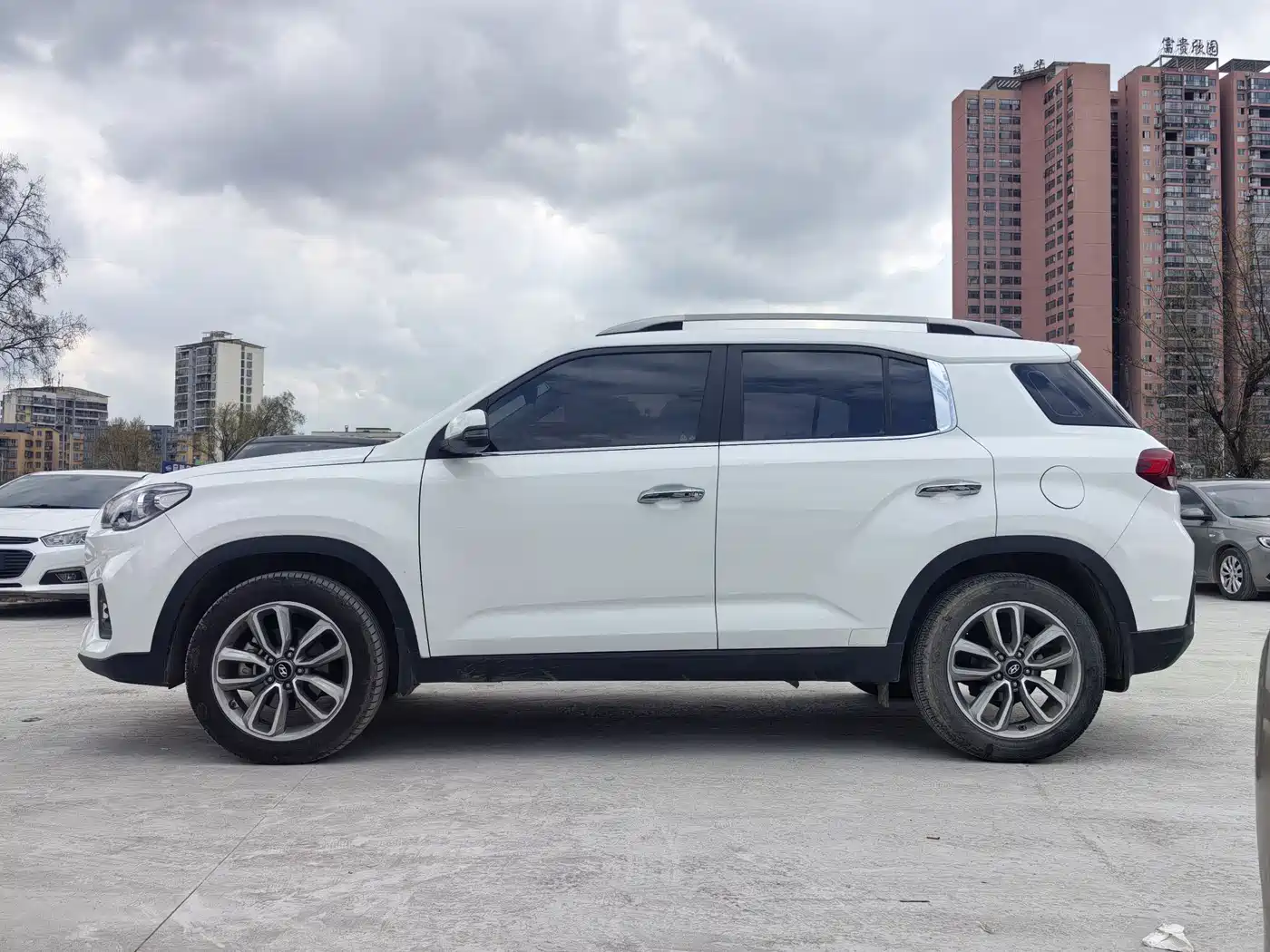 Hyundai Beijing Hyundai ix35 2018 2.0L Automatic 2WD Zhiyong·Enjoyment Edition фото 3