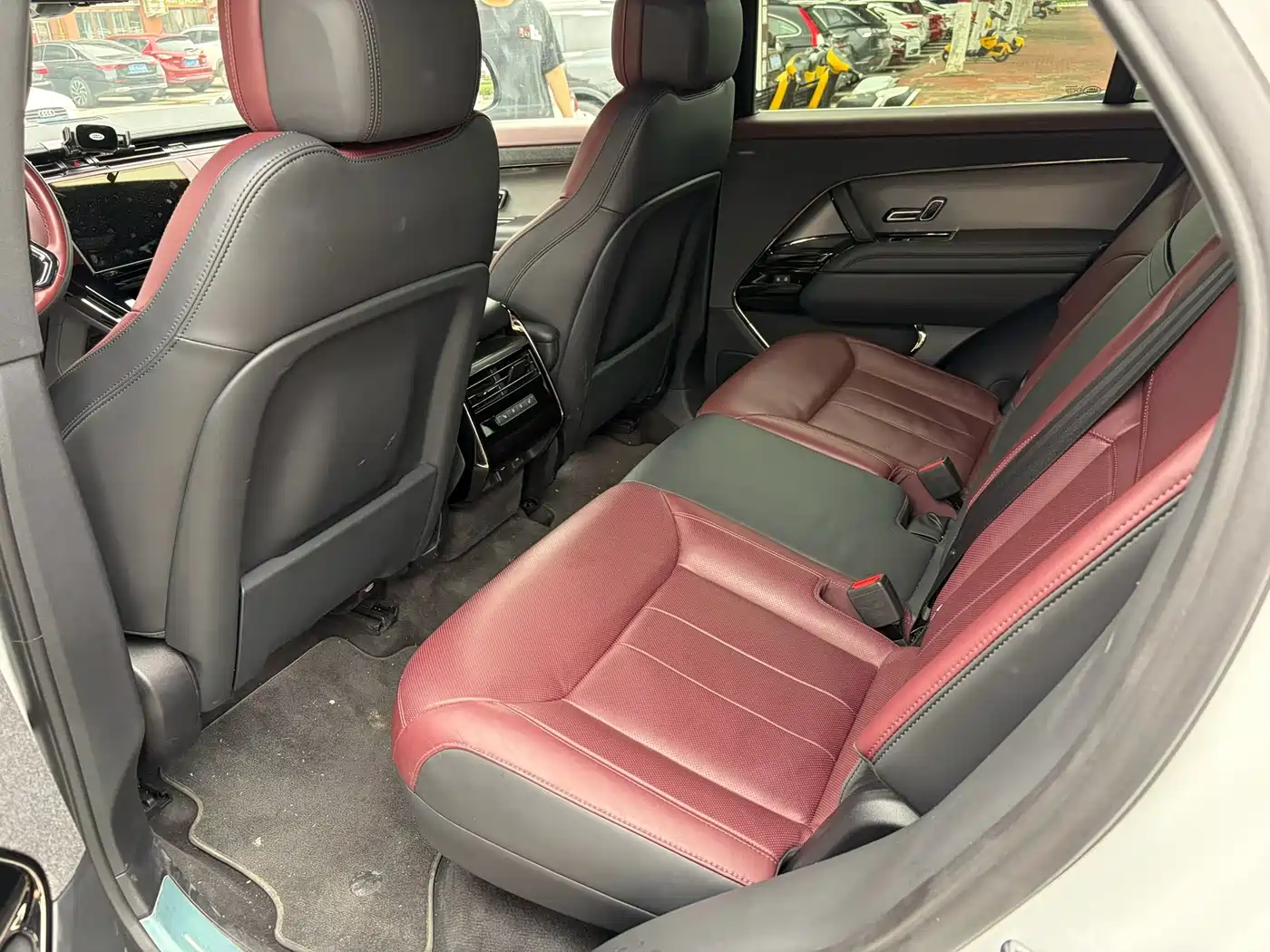 Land Rover Range Rover Sport 2025 400PS Dynamic SE фото 5