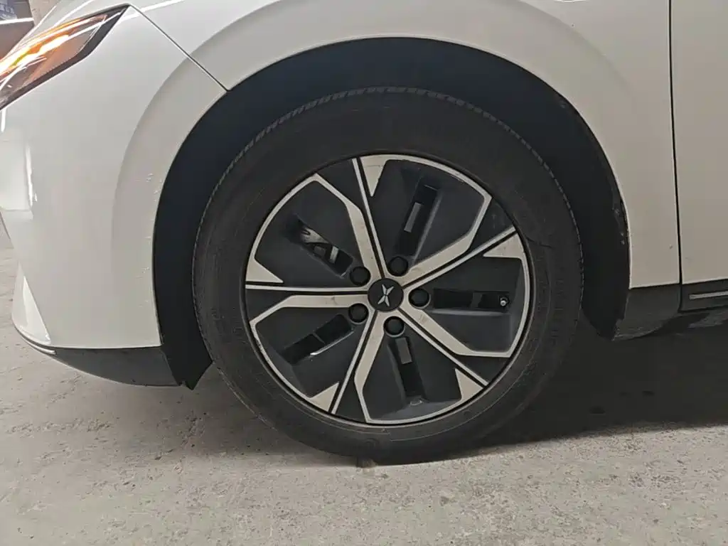 Фото 23 - XPeng P5