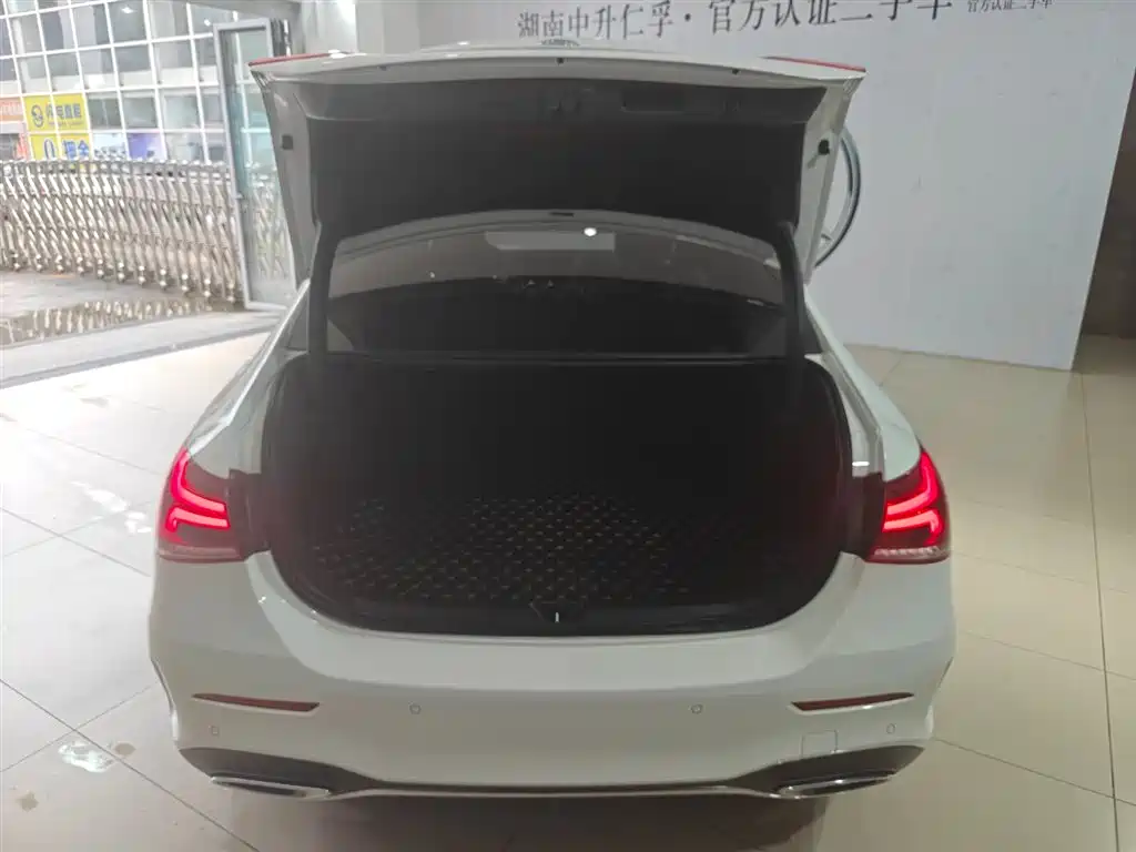 MERCEDES-BENZ A CLASS