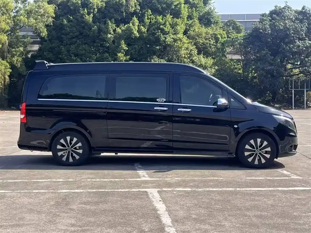 Mercedes-Benz Vito 2021 2.0T Business Edition 7-seater фото 19
