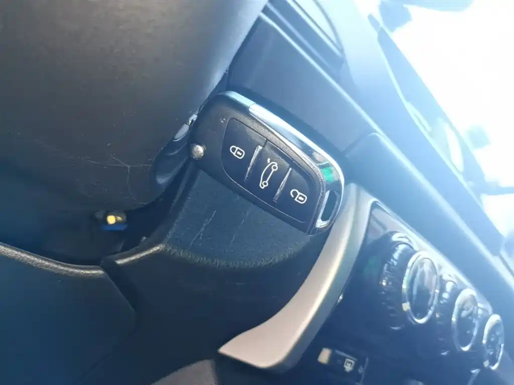 Toyota Vios FS 2019 1.5L CVT Fengchi Edition фото 9