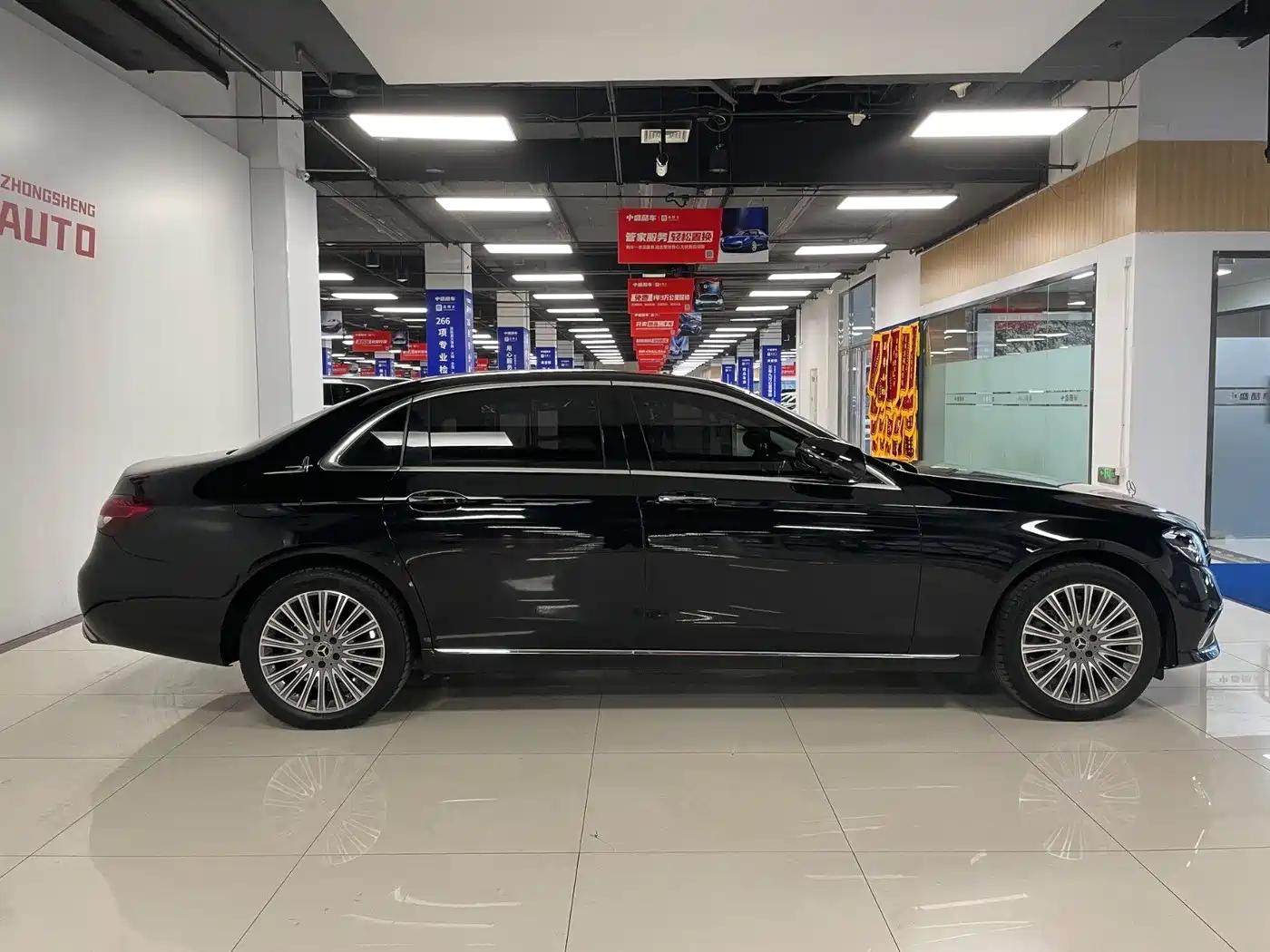 MERCEDES-BENZ E-CLASS