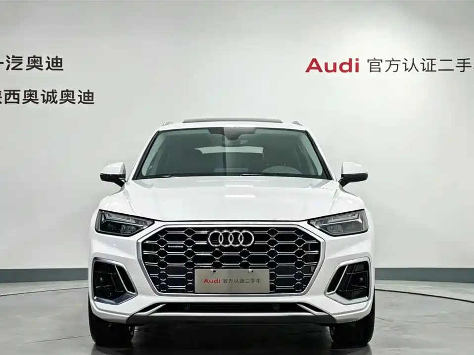 Audi Q5L 2022 40T Luxury Dynamic фото 2
