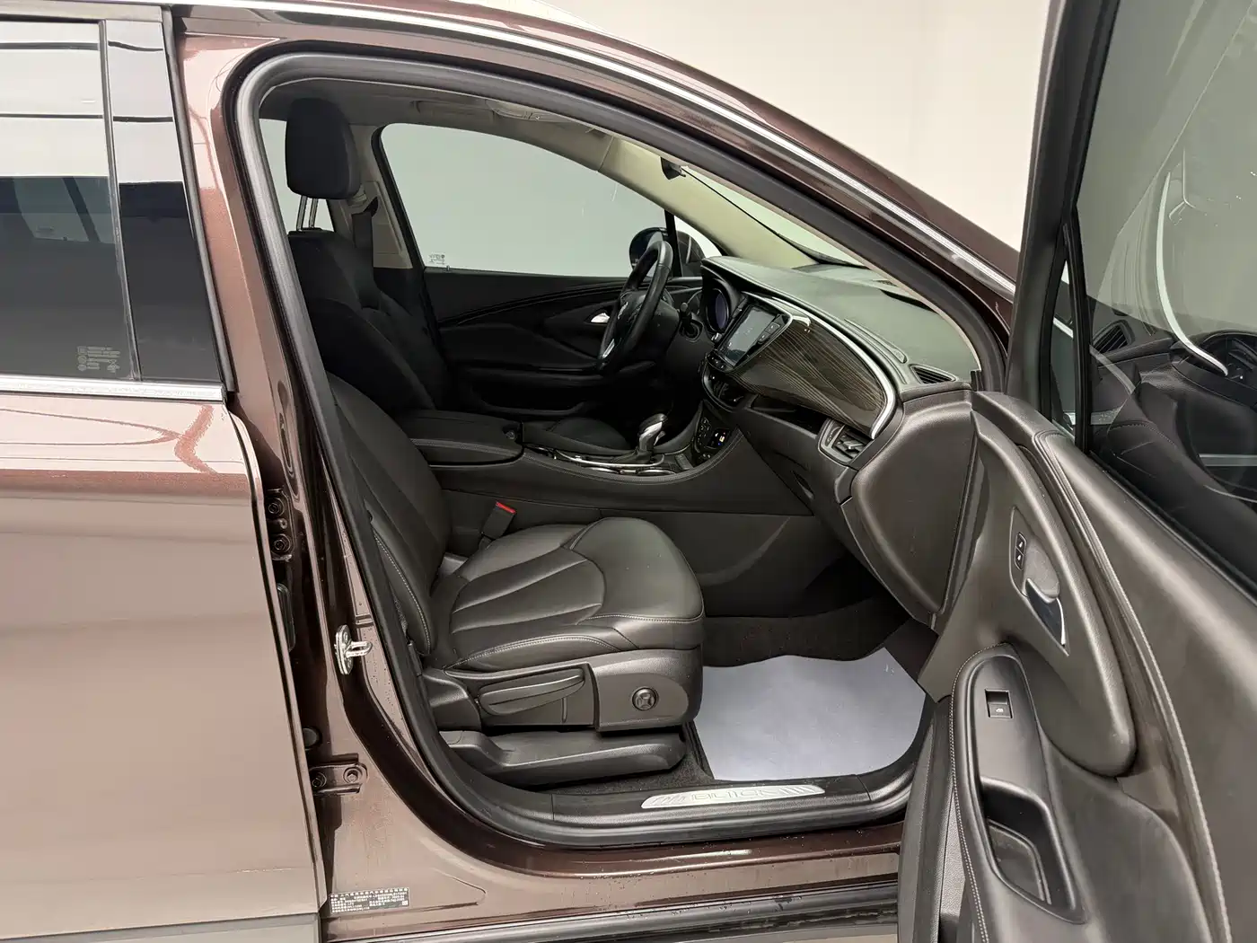 Buick Envision Plus 2020 20T FWD Elite фото 10