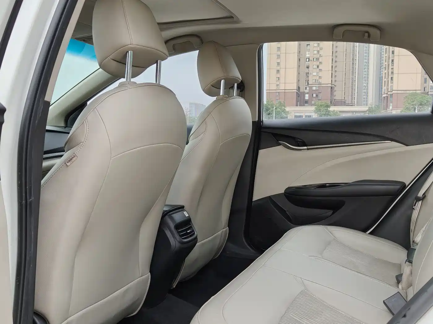 Buick Excelle 2016 15N Automatic Elite фото 15