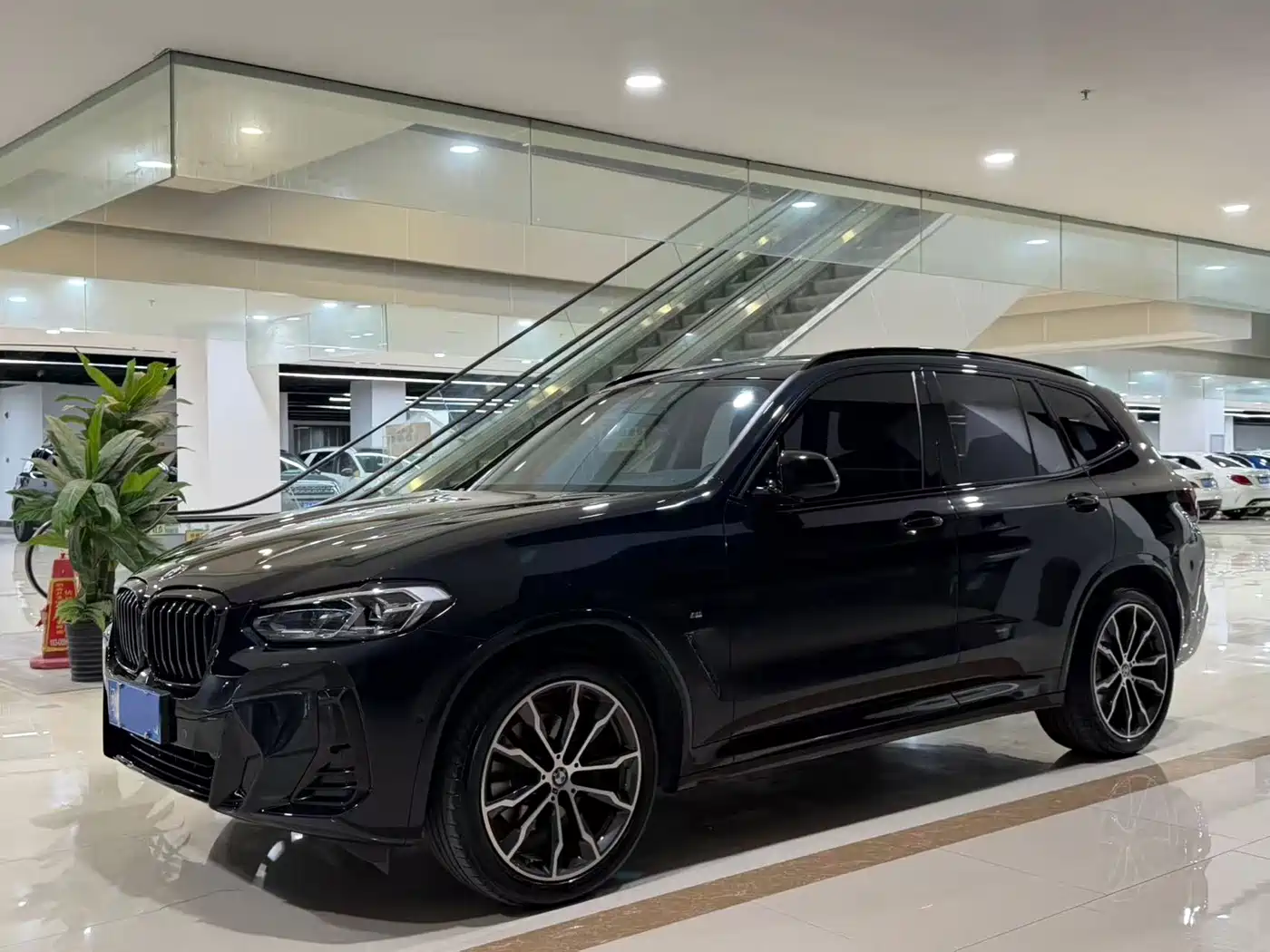 Фото 2 - BMW X3