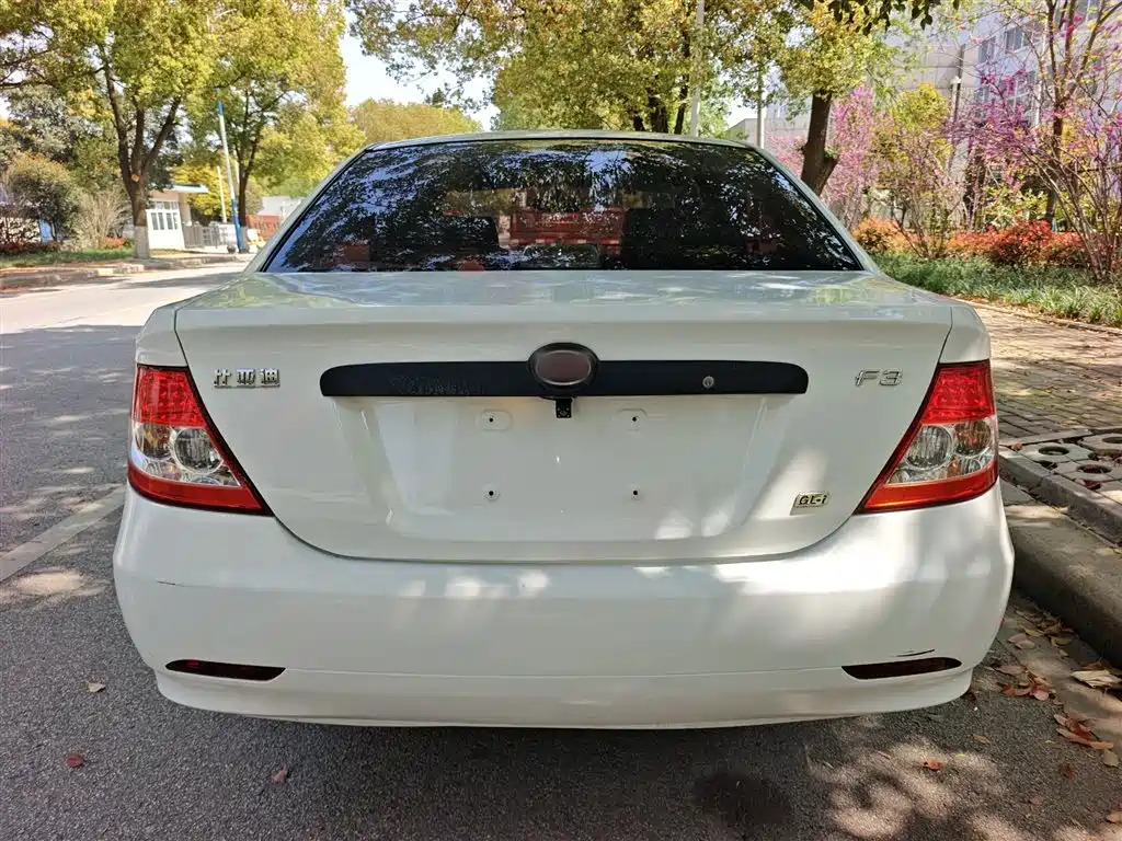 BYD F3 2012 Energy-saving Edition 1.5L Manual Comfort фото 4