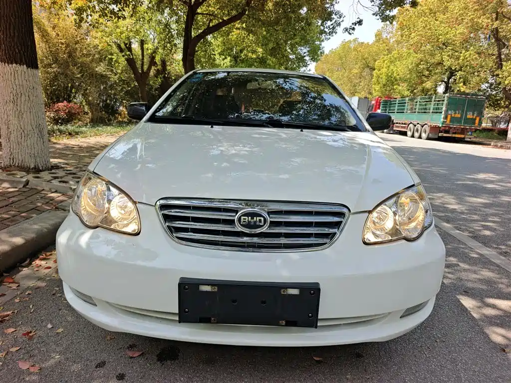 BYD F3 2012 Energy-saving Edition 1.5L Manual Comfort фото 3