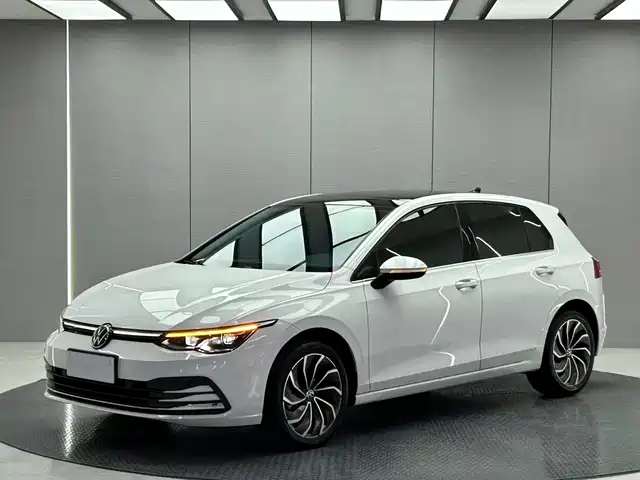 Volkswagen Golf 280TSI DSG R-Line
